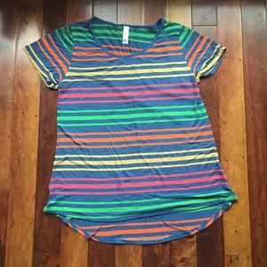 Lula Roe Small Classic T